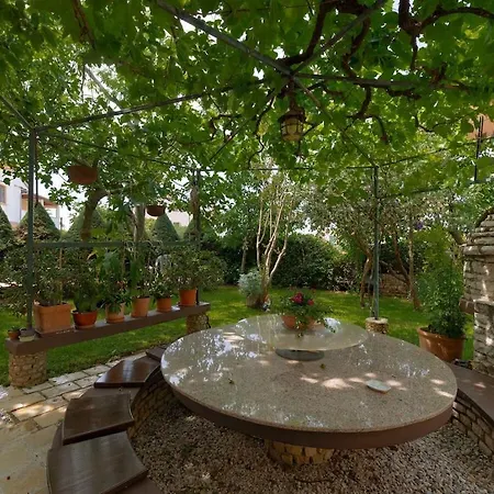 Kascuni A2 * Štinjan