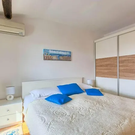 Ferienhaus Kascuni A2 Pula