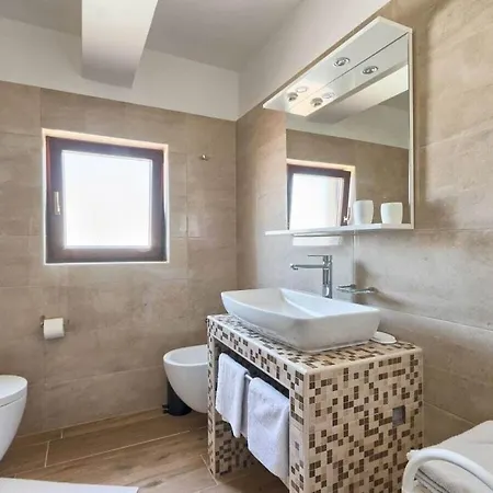 Kascuni A2 * Štinjan